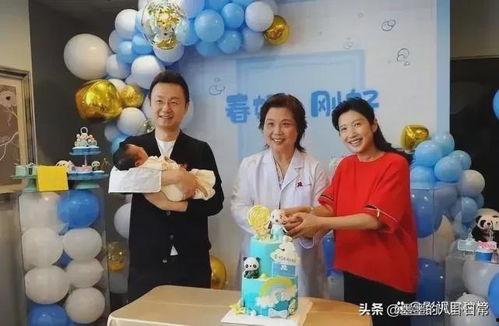 女记者爆料离婚视频曝光,揭秘婚姻背后的真相 第1张 女记者爆料离婚视频曝光,揭秘婚姻背后的真相 第1张